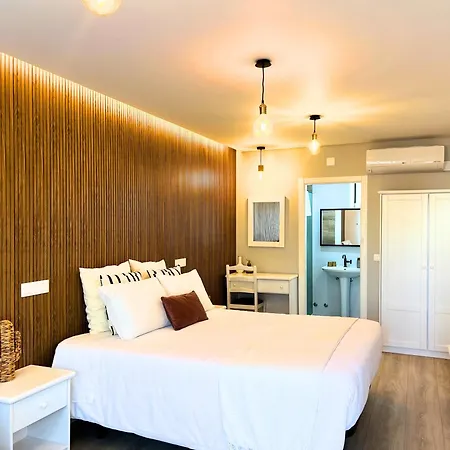 招待所 Costa Brava 3*